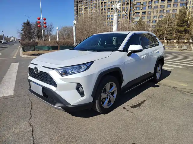 Toyota Rav4 Rongfang Rav4 Rongfang 2022 2.0l Cvt Two-Wheel Drive Fashion Plus Version — фото
