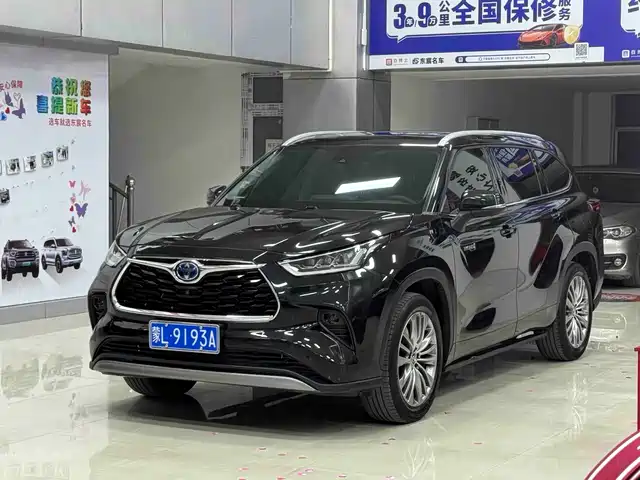 Toyota Highlander Highlander 2022 Dual Engine 2.5l Four-Wheel Drive Extreme Version 7 Seats — фото