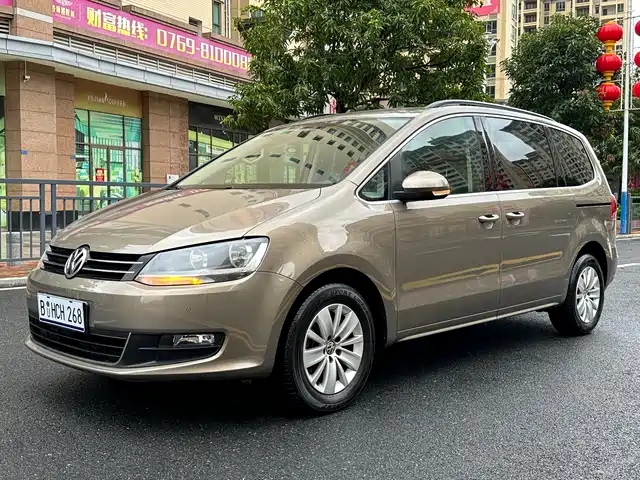 Volkswagen Sharon Sharan 2015 1.8tsi Comfort Model — фото