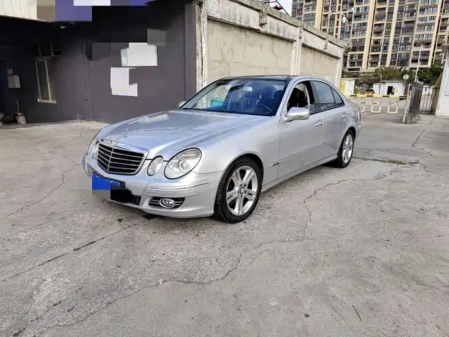 Mercedes-Benz Mercedes-Benz E-Class Mercedes-Benz E-Class 2007 E 280 Fashion Model — фото
