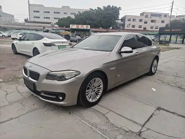 Bmw Bmw 5 Series Bmw 5 Series 2014 525li Leading Model — фото
