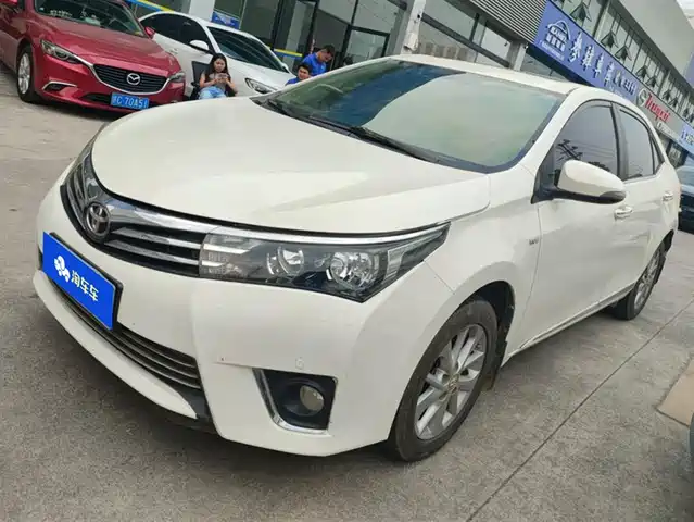 Toyota Corolla Corolla 2014 1.6l Cvt Gl-I Leather Version — фото