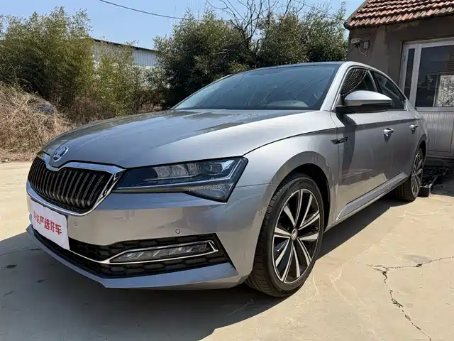 Skoda Speedy Superb 2022 Tsi280 Dsg Exclusive Edition — фото