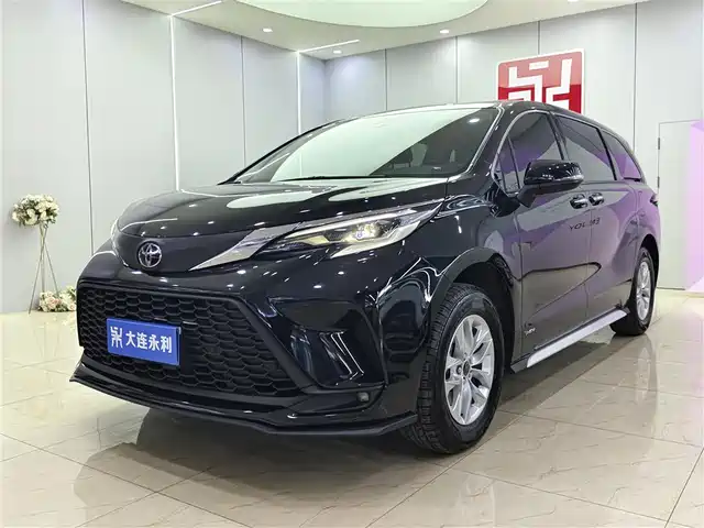 Toyota Gravia Grevia 2024 2.5l Hybrid Comfort Edition — фото