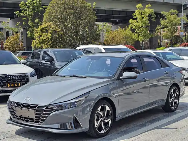 Hyundai Elantra Elantra 2022 1.5l Cvt Lux Premium Edition — фото