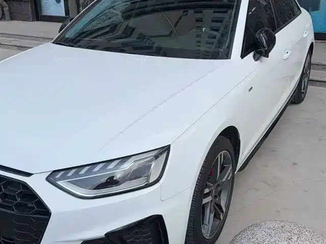Audi Audi A4l Audi A4l 2022 40 Tfsi Luxury And Dynamic Model — фото