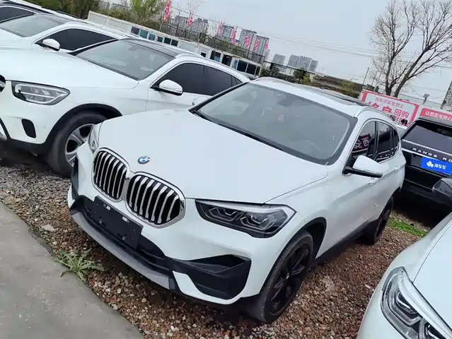 Bmw Bmw X1 Bmw X1 2021 Sdrive20li Exclusive Model — фото