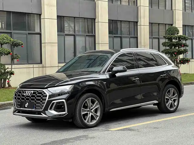 Audi Audi Q5l Audi Q5l 2021 45 Tfsi Luxury And Dynamic Model — фото