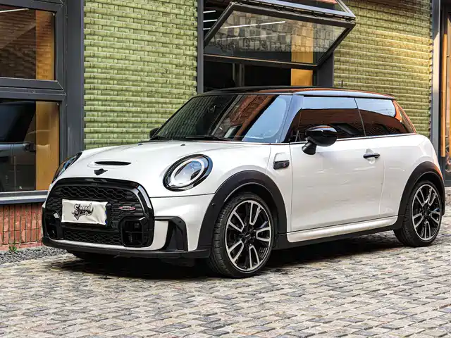Mini Mini Mini 2023 2.0t Cooper S Racing Driver — фото