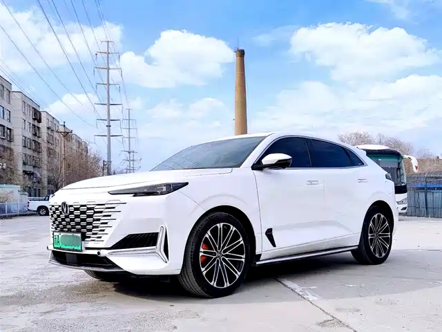 Chang'An Changan Uni-K Smart Electronic Idd Changan Uni-K Smart Electric Idd 2022 Blue Whale Idd 130km 1.5t Premium Type