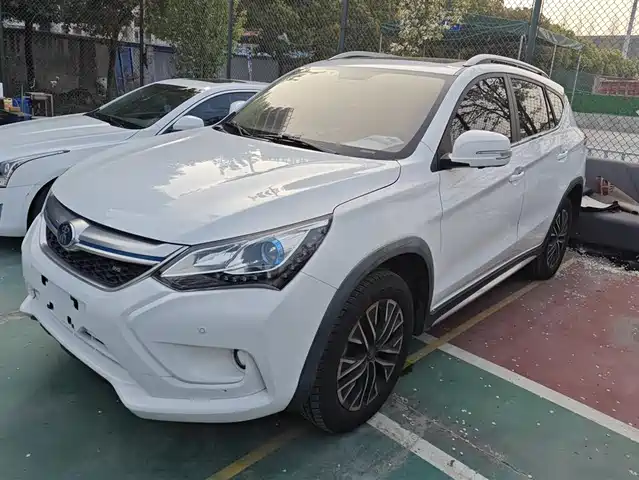 Byd Song New Energy Song New Energy 2017 Song Ev300 Premium Model — фото