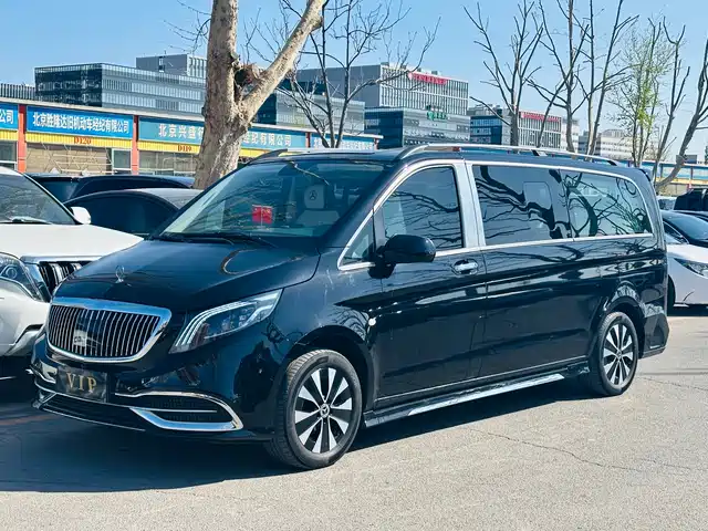 Mercedes-Benz Vito Vito 2023 2.0t Elite Edition 7 Seats — фото