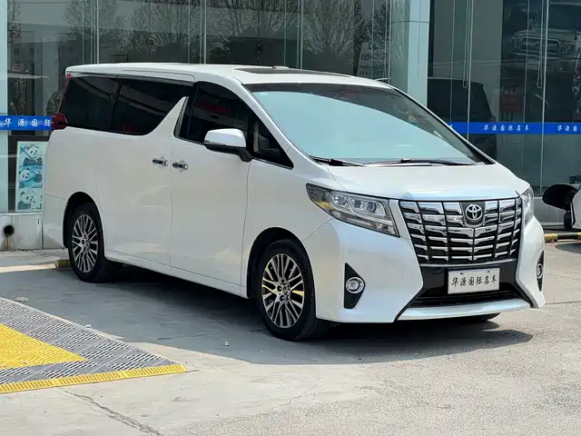 Toyota Elfa Alfa 2015 3.5l Deluxe Edition