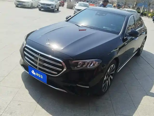 Mercedes-Benz Mercedes-Benz E-Class Mercedes-Benz E-Class 2024 E 300 L Luxury Model