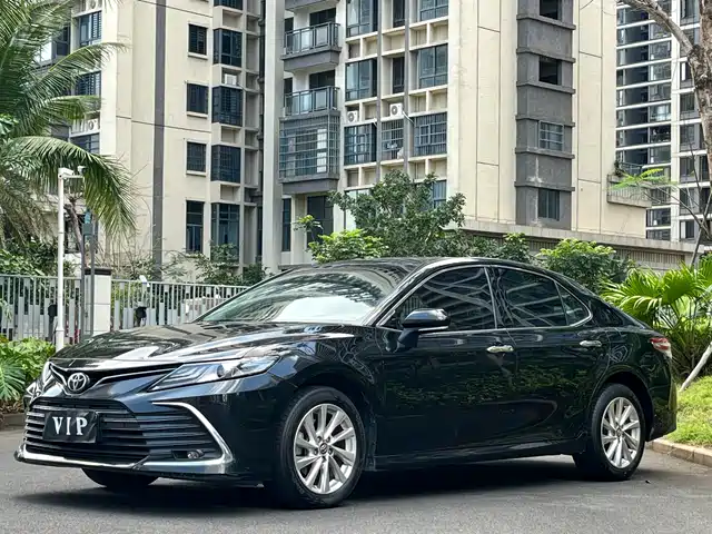 Toyota Camry Camry 2023 2.0g Deluxe Edition — фото