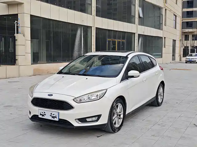 Ford Fox Focus 2015 Hatchback Ecoboost 180 Automatic Elite