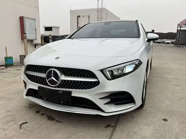 Mercedes-Benz Mercedes Benz A Class Mercedes-Benz A-Class 2021 A 200 L Sports Sedan Dynamic Type — фото
