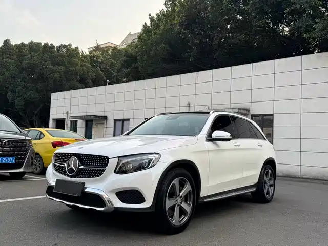 Mercedes-Benz Mercedes-Benz Glc Mercedes-Benz Glc 2016 Glc 300 4matic Dynamic — фото