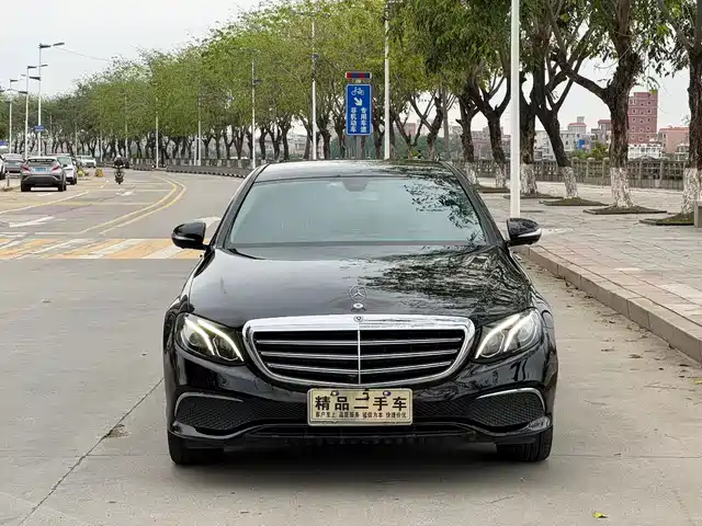 Mercedes-Benz Mercedes-Benz E-Class Mercedes-Benz E-Class 2019 E 300 L Fashion — фото