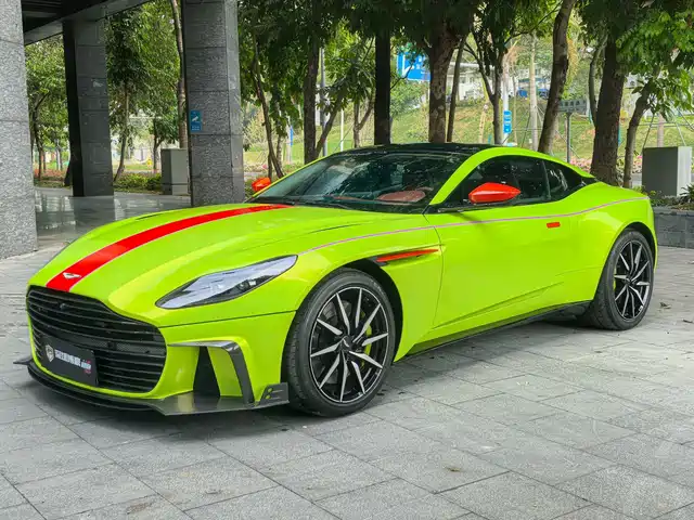 Aston Martin Aston Martin Db11 Aston Martin Db11 2019 4.0t V8 Coupe — фото