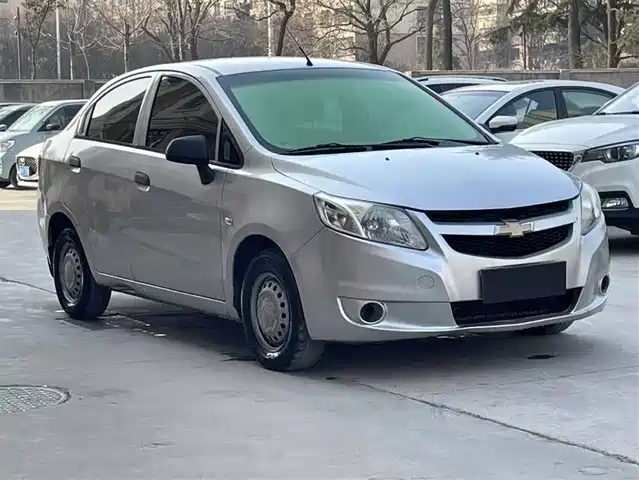 Chevrolet Sail Sail 2013 Sedan 1.2l Manual Fashion Edition — фото