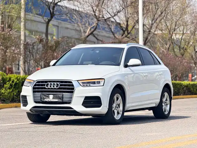 Audi Audi Q3 Audi Q3 2018 30th Anniversary Model 35 Tfsi Fashion Model — фото