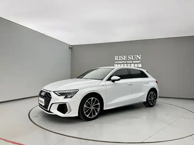 Audi Audi A3 Audi A3 2021 Sportback 35 Tfsi Aggressive Sports Model — фото