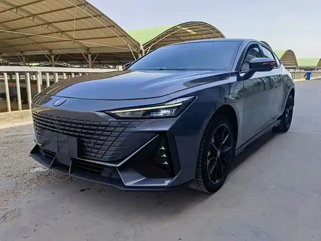 Chang'An Changan Uni-V Changan Uni-V 2022 1.5t Premium Model