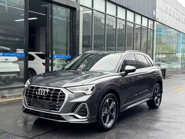 Audi Audi Q3 Audi Q3 2022 35 Tfsi Fashionable And Dynamic