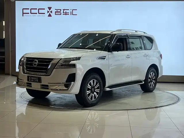 Nissan Patrol Patrol 2018 4.0l Linkedin Model — фото