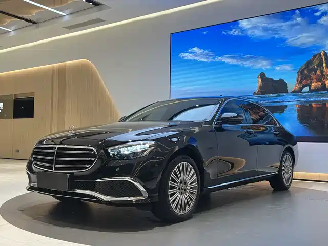 Mercedes-Benz Mercedes-Benz E-Class Mercedes-Benz E-Class 2023 E 300 L Luxury Model — фото