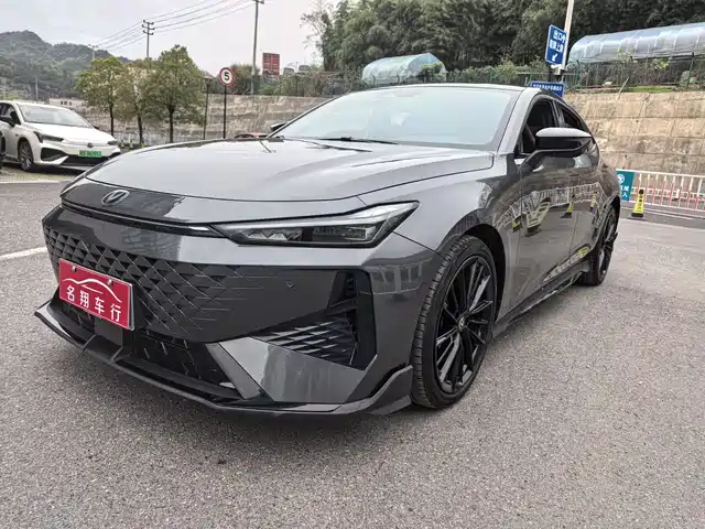 Chang'An Changan Uni-V Changan Uni-V 2024 1.5t Noble Sports Model