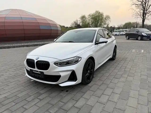 Bmw Bmw 1 Series Bmw 1 Series 2020 120i M Sports Package — фото