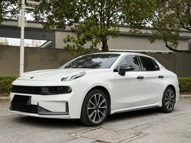 Lynk & Co Lynk & Co 03 Lynk & Co 03 2021 2.0td Automatic Pro