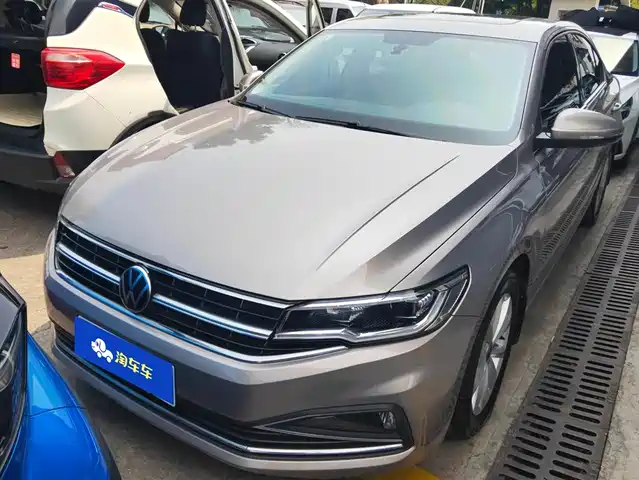 Volkswagen Bora Bora 2021 1.5l Automatic Comfort Intelligent Connected Version — фото