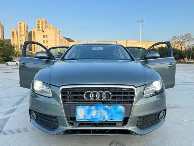 Audi Audi A4l Audi A4l 2012 2.0 Tfsi Automatic Luxury Model — фото