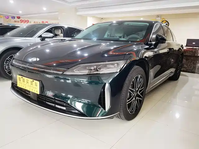 Chery Fengyun Fengyun A9L Fengyun A9L 2025 260 long battery life luxury version — фото