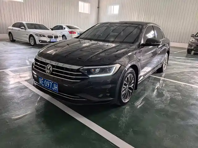 Volkswagen Sagitar Sagitar 2019 280tsi Dsg Comfort Model National Vi — фото