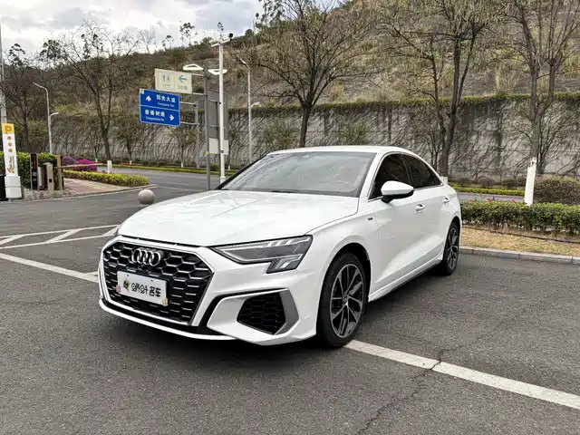 Audi Audi A3 Audi A3 2021 A3l Limousine 35 Tfsi Aggressive And Sporty — фото