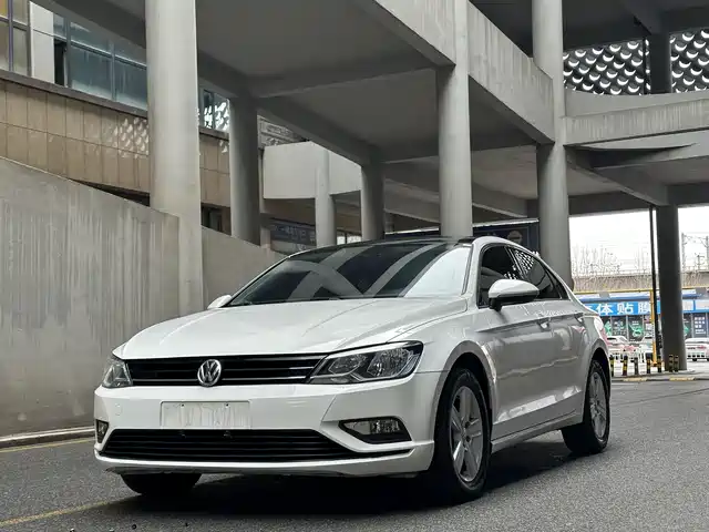 Volkswagen Lingdu Lingdu 2017 230tsi Dsg Fashion Edition