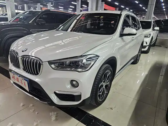Bmw Bmw X1 Bmw X1 2018 Sdrive18li Exclusive Model — фото
