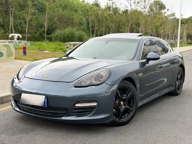 Porsche Panamera Panamera 2010 Panamera 4s 4.8l