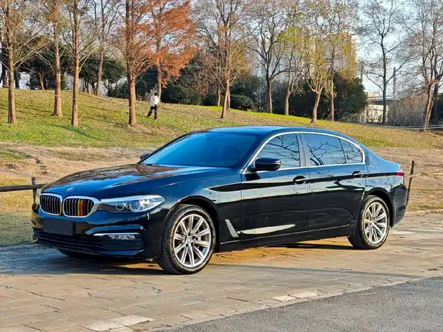 Bmw Bmw 5 Series Bmw 5 Series 2018 528li Special Edition Launched — фото