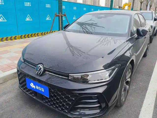 Volkswagen Passat Passat 2025 Pro 380tsi Starry Sky Dragon Edition — фото