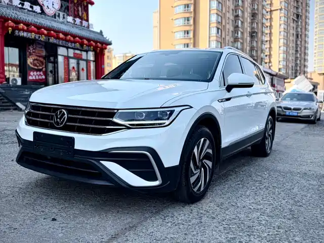 Volkswagen Tiguan L Tiguan L 2023 280tsi Automatic Two-Wheel Drive Chaochuang Limited Edition — фото