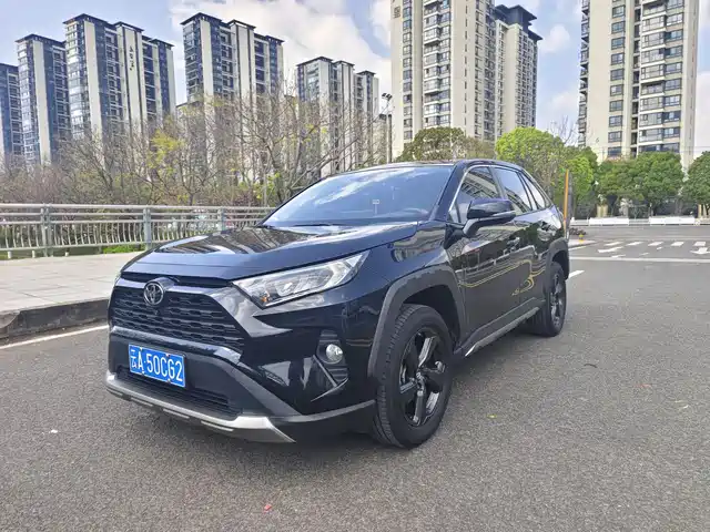Toyota Rav4 Rongfang Rav4 Rongfang 2022 2.0l Cvt Four-Wheel Drive Fashion Plus Version — фото