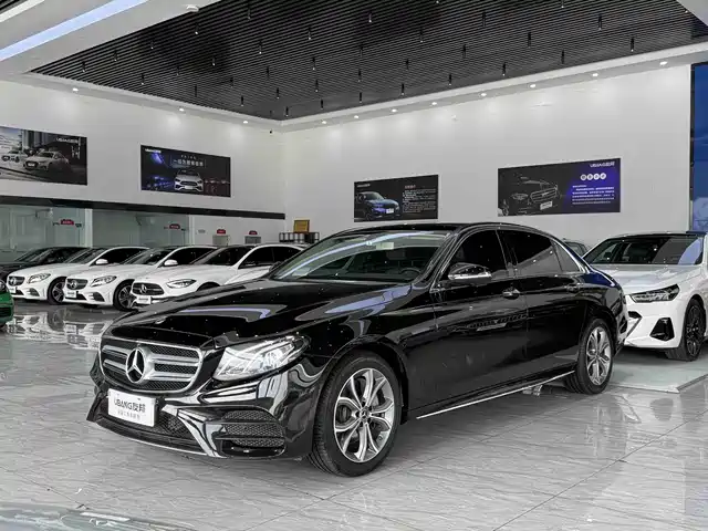 Mercedes-Benz Mercedes-Benz E-Class Mercedes-Benz E-Class 2020 E 300 L Sporty And Fashionable — фото