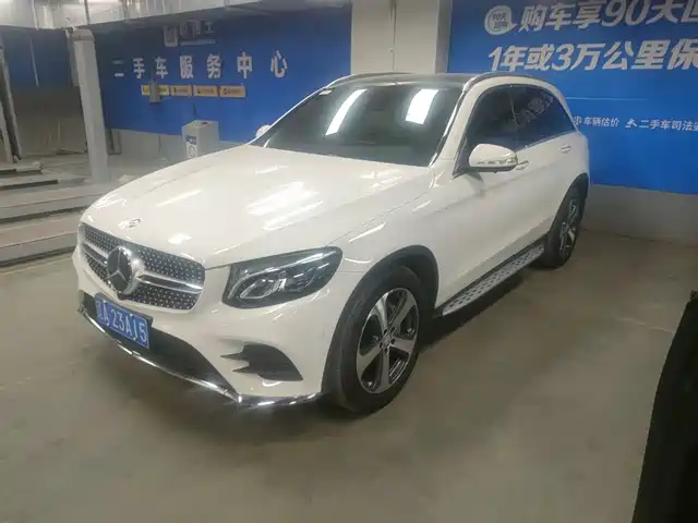 Mercedes-Benz Mercedes-Benz Glc Mercedes-Benz Glc 2017 Glc 260 4matic Luxury Model