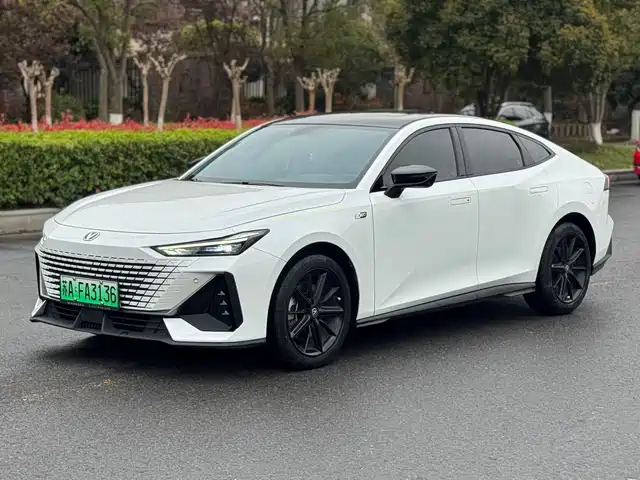 Chang'An Changan Uni-V Smart Electric Idd Changan Uni-V Smart Idd 2023 Smart Idd 1.5t 113km Smart Fun Model