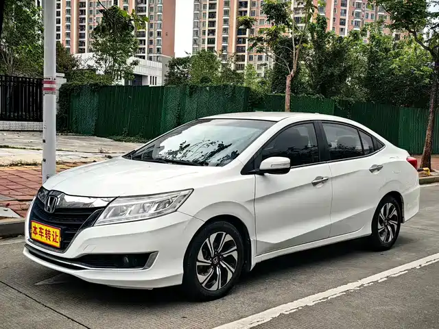 Honda Lingpai Lingpai 2016 1.8l Cvt Comfort Edition — фото